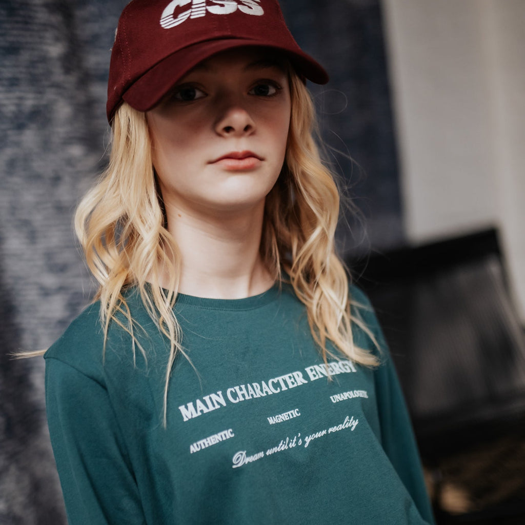 LONG SLEEVE T-SHIRT main character